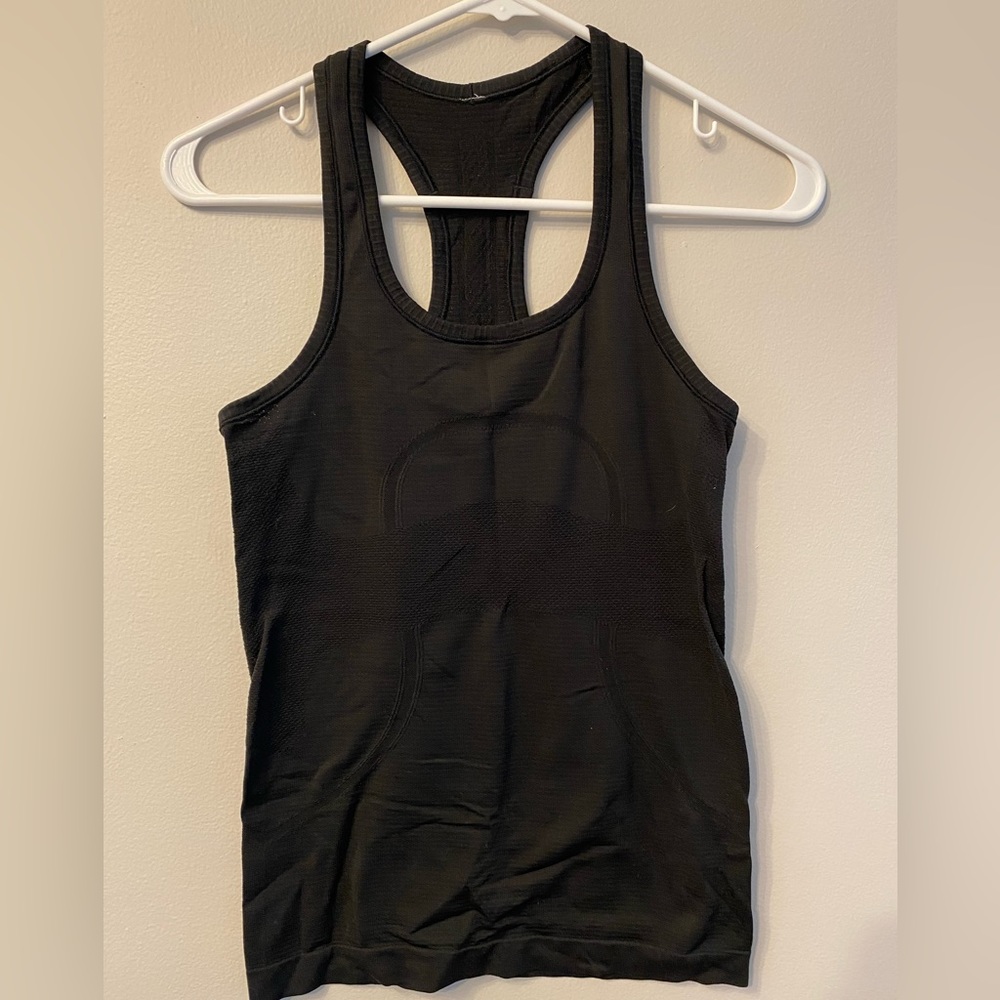Lululemon Swiftly Tech Racerback black Sz 4